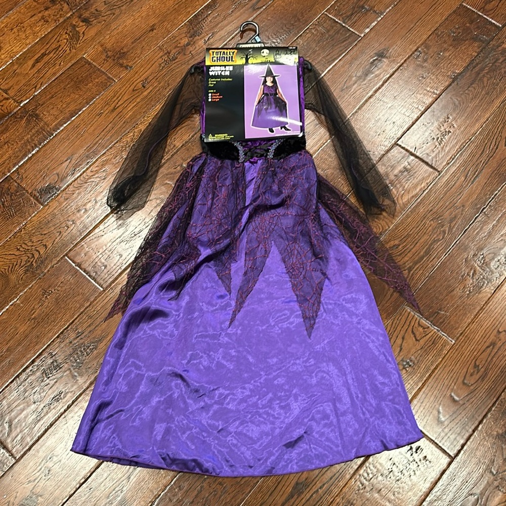 Totally Ghoul Girl’s Jubilee Witch Costume Size Medium NEW